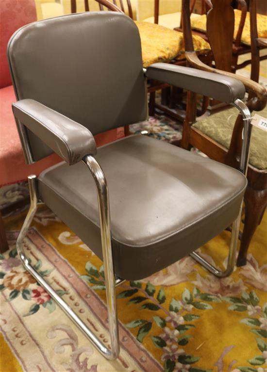 A Roneo desk chair (1960s)